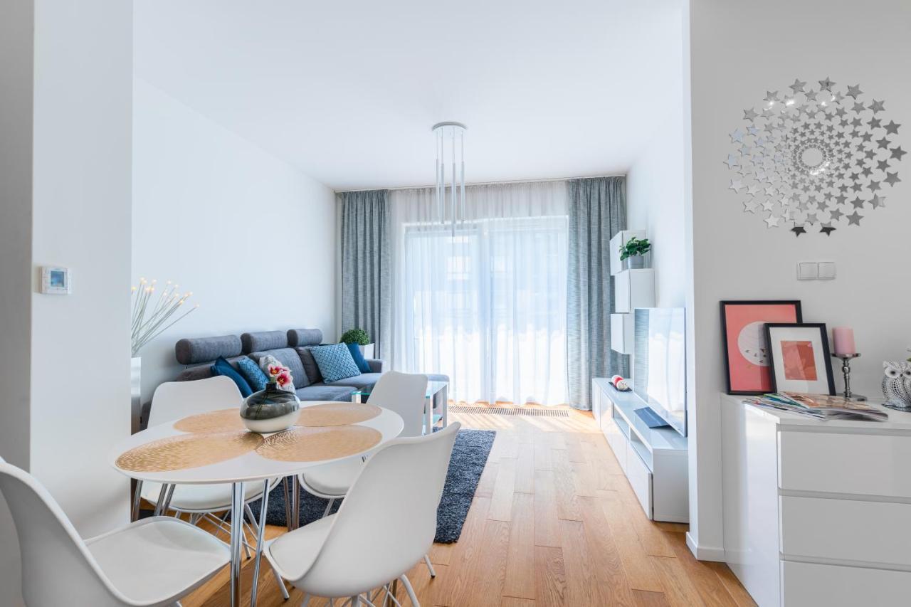 Apartamenty Homely Place Serce Poznania - Stary Rynek - Parking Room photo