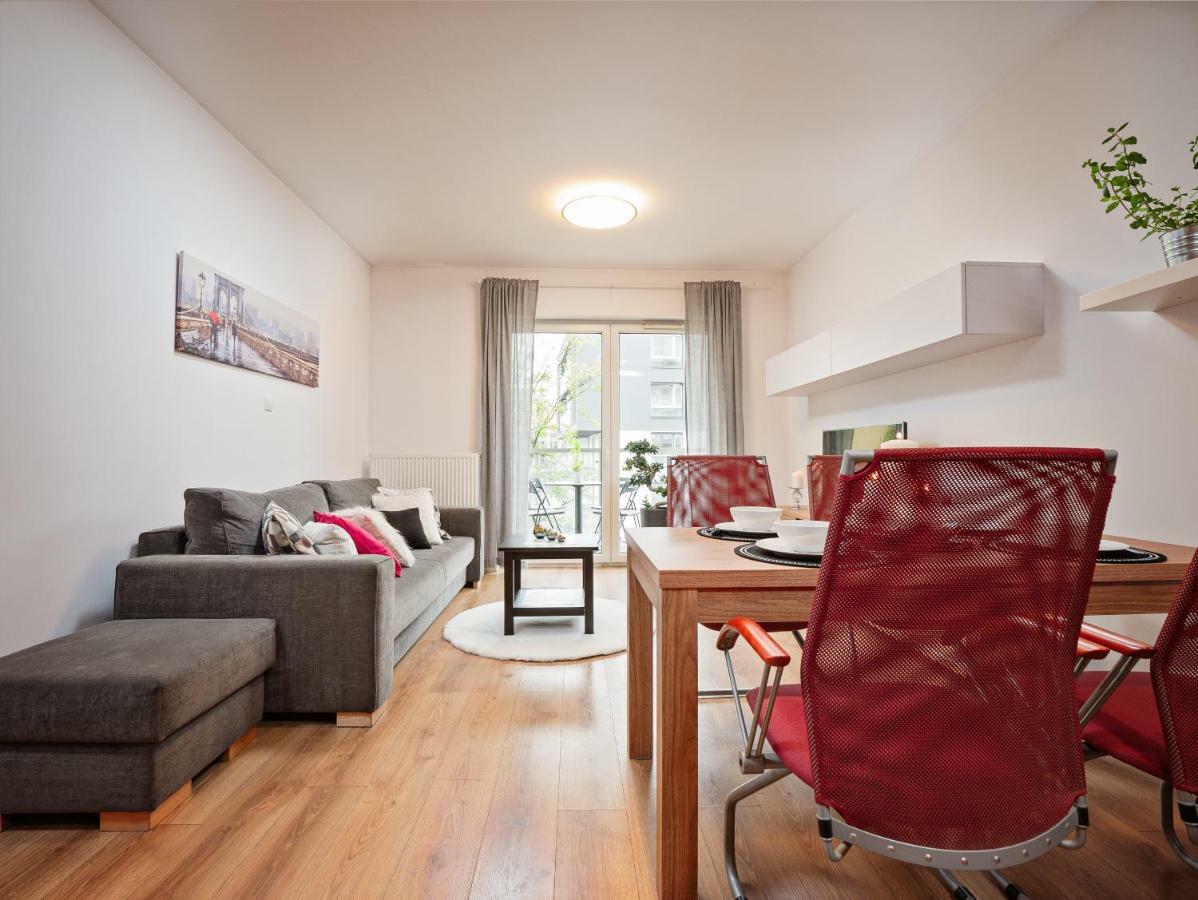 Apartamenty Homely Place Serce Poznania - Stary Rynek - Parking Exterior photo