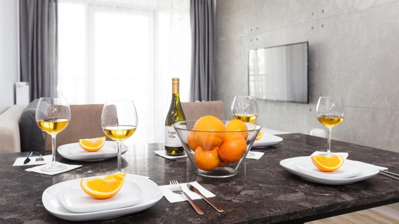 Apartamenty Homely Place Serce Poznania - Stary Rynek - Parking Room photo
